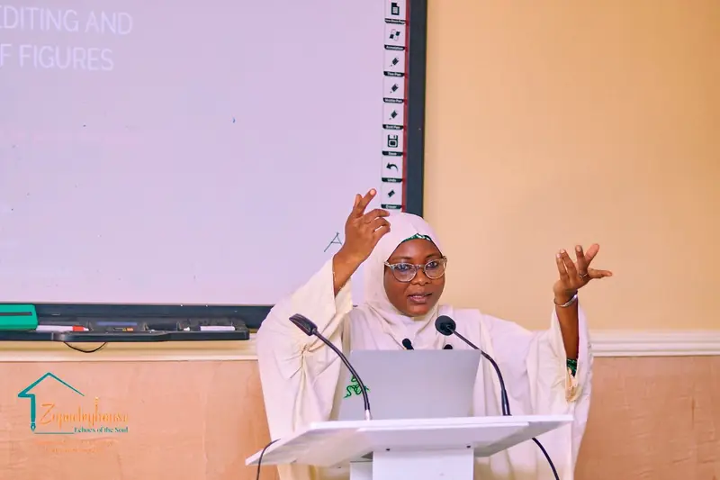 Basira Rabiu Idris speaking at a Zapoetryhouse programme